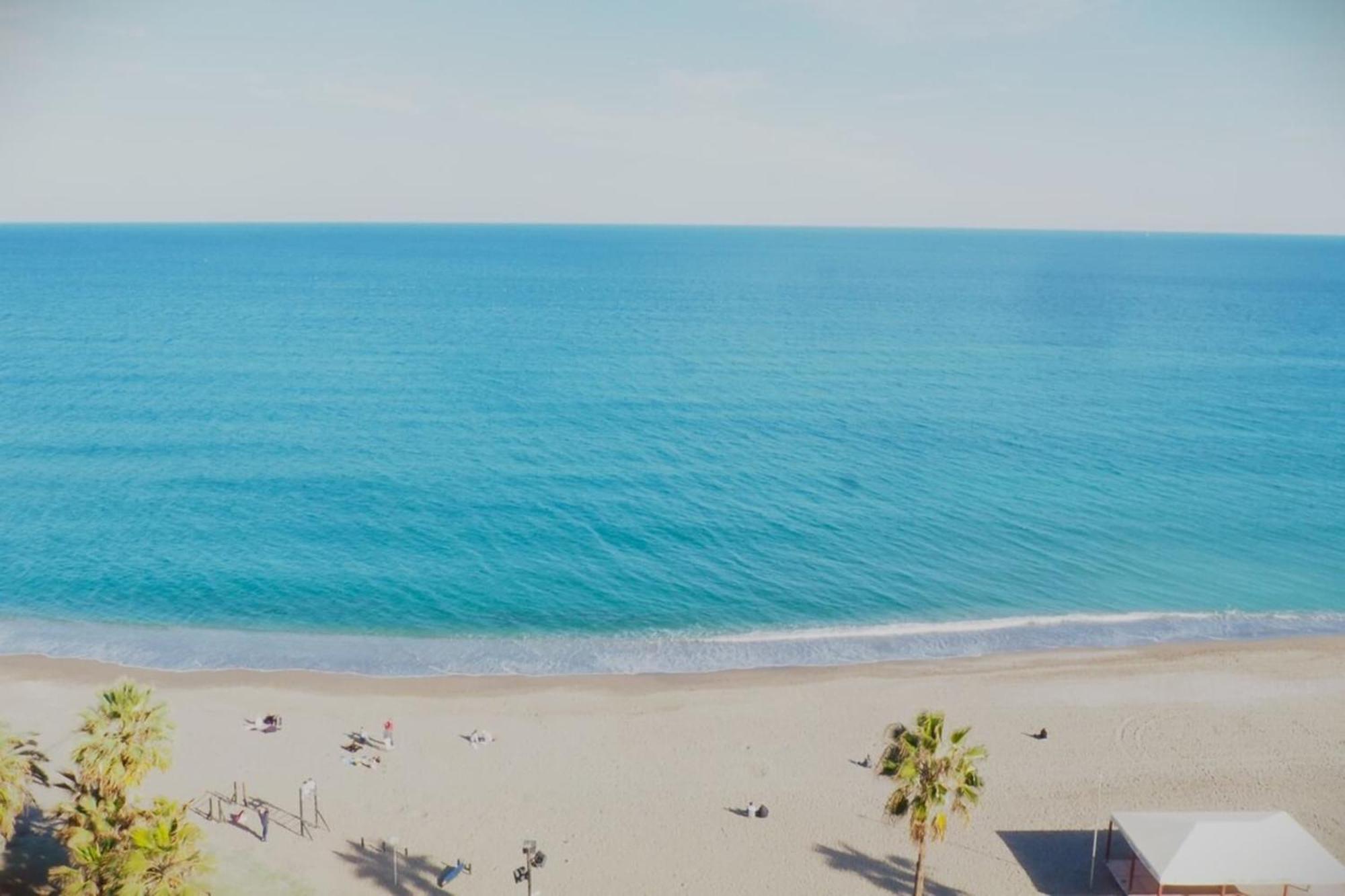 Lägenhet Paseo Del Rey - 2 Bedrooms Oceanfront Fuengirola